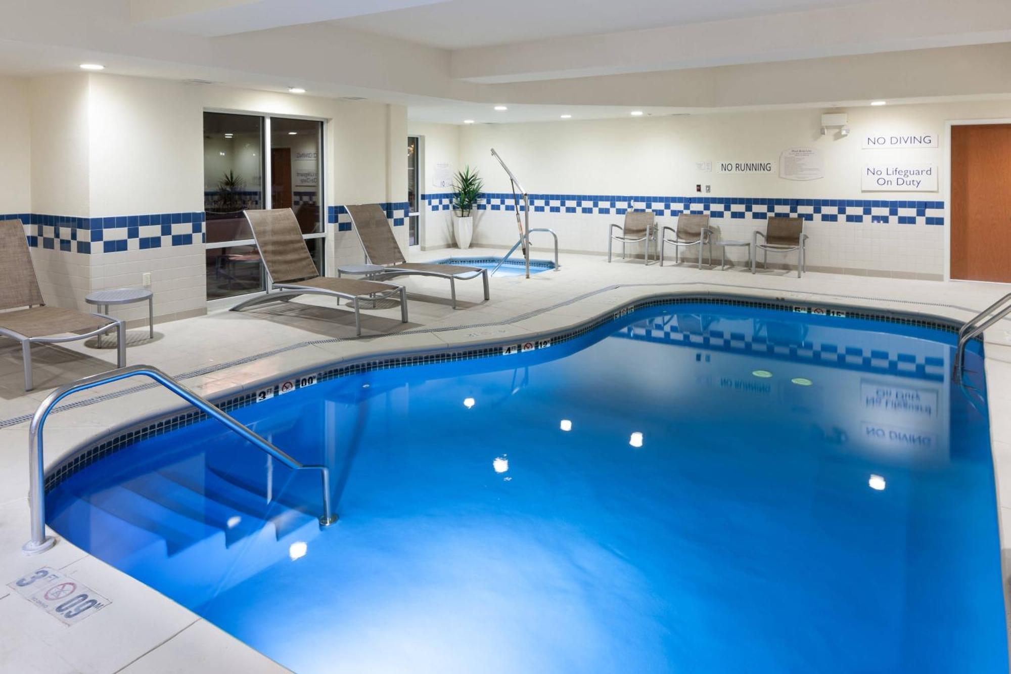 Hotel Fairfield By Marriott 3*